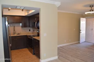 Photo #4: 7035740 Listing