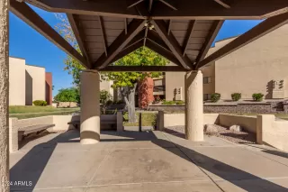 Photo #3: 7035801 Listing