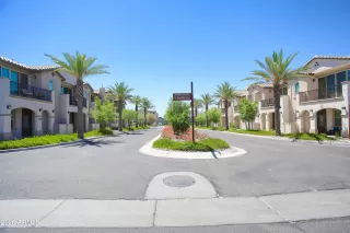 Photo #1: 7036063 Listing