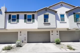 Photo #3: 7036063 Listing