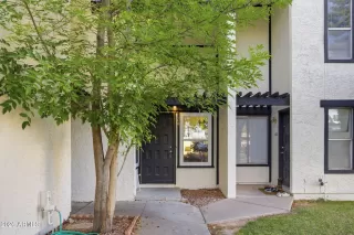 Photo #1: 7036101 Listing 