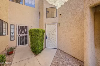 Photo #2: 7036252 Listing