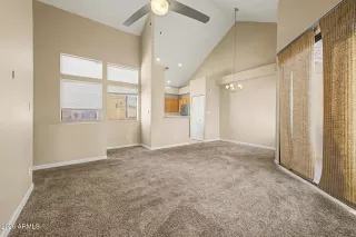 Photo #5: 7036252 Listing