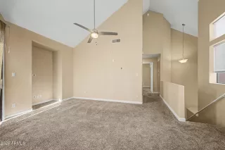 Photo #6: 7036252 Listing