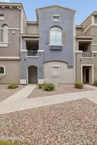 Photo #1: 7036647 Listing 