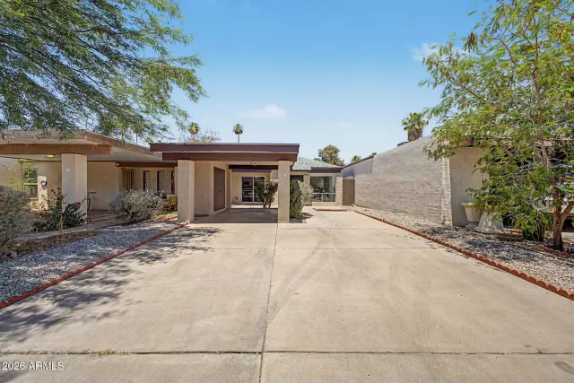 MLS: 7036706 Condo For Sale