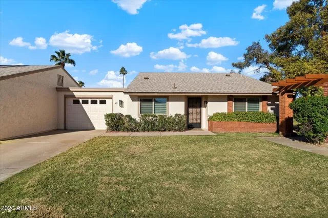 MLS: 7037093 Condo For Sale