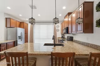Photo #3: 7037165 Listing 