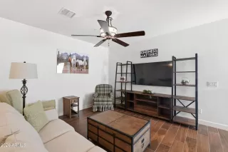 Photo #6: 7037165 Listing 