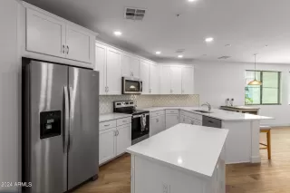 Photo #4: 7037198 Listing 