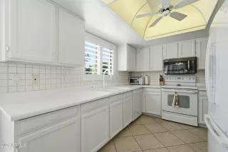 Photo #2: 7037981 Listing 