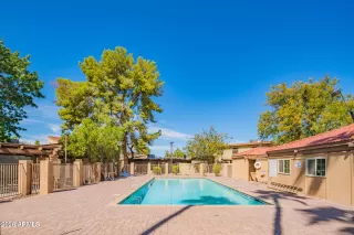 Photo #4: 7038026 Listing 