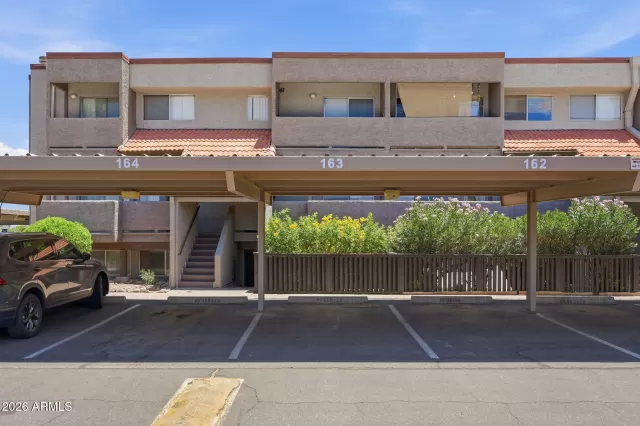 MLS: 7038368 Condo For Sale