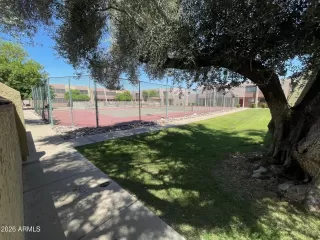 Photo #2: 7038404 Listing