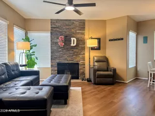 Photo #3: 7038491 Listing