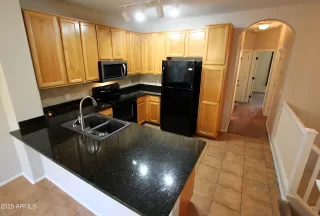 Photo #4: 7038598 Listing 