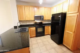 Photo #5: 7038598 Listing 