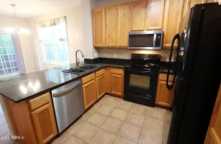 Photo #6: 7038598 Listing 