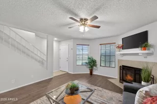 Photo #4: 7038698 Listing