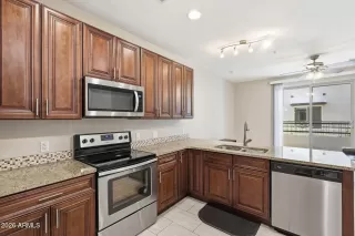 Photo #2: 7038843 Listing