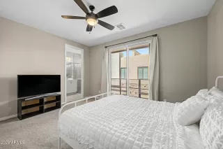 Photo #4: 7038885 Listing