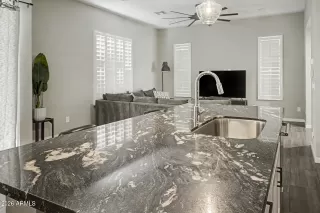 Photo #6: 7038885 Listing