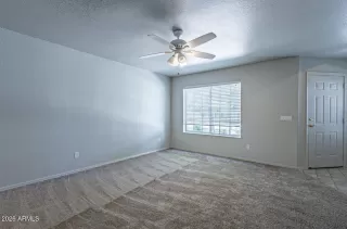 Photo #4: 7038984 Listing
