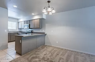 Photo #5: 7038984 Listing