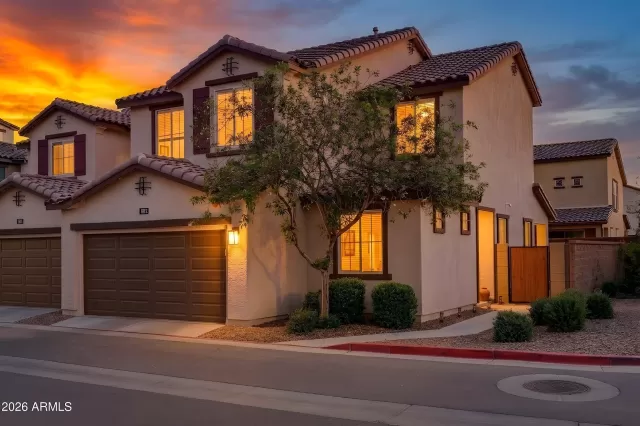 MLS: 7039277 Condo For Sale