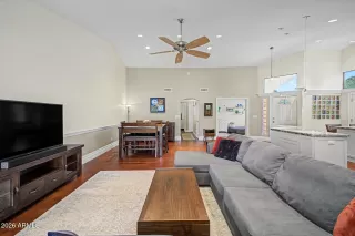 Photo #3: 7039532 Listing 