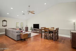 Photo #5: 7039532 Listing 