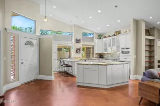 Photo #6: 7039532 Listing 