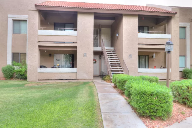 MLS: 7039616 Condo For Sale