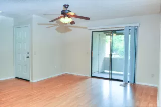 Photo #3: 7039616 Listing