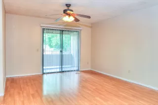 Photo #4: 7039616 Listing