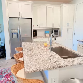Photo #2: 7039751 Listing