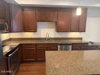 Photo #1: 7039774 Listing
