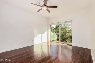Photo #6: 7039774 Listing