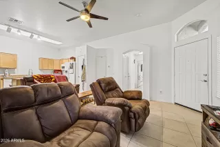 Photo #6: 7039980 Listing 