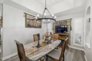 Photo #5: 7039998 Listing