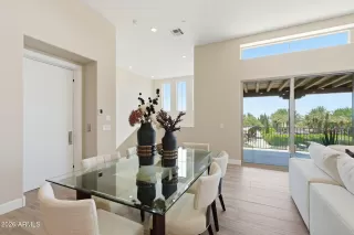 Photo #4: 7040165 Listing