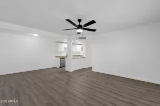 Photo #3: 7040414 Listing
