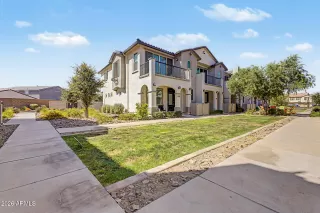 Photo #1: 7040446 Listing 