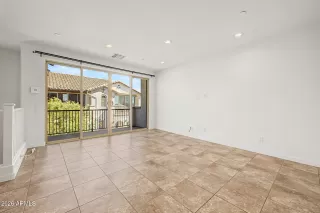 Photo #6: 7040446 Listing 