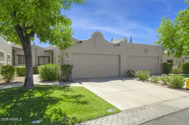 MLS: 7040640 Condo For Sale