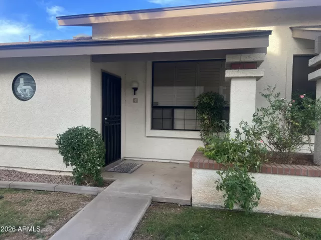MLS: 7040750 Condo For Sale