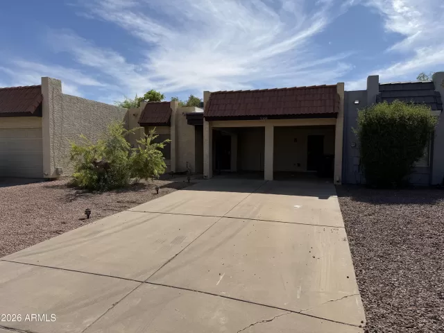 MLS: 7041036 Condo For Sale