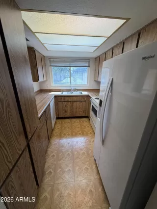 Photo #4: 7041036 Listing