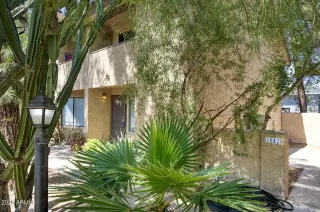 Photo #1: 7041216 Listing