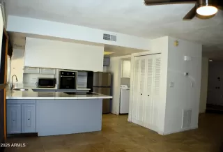 Photo #4: 7041599 Listing